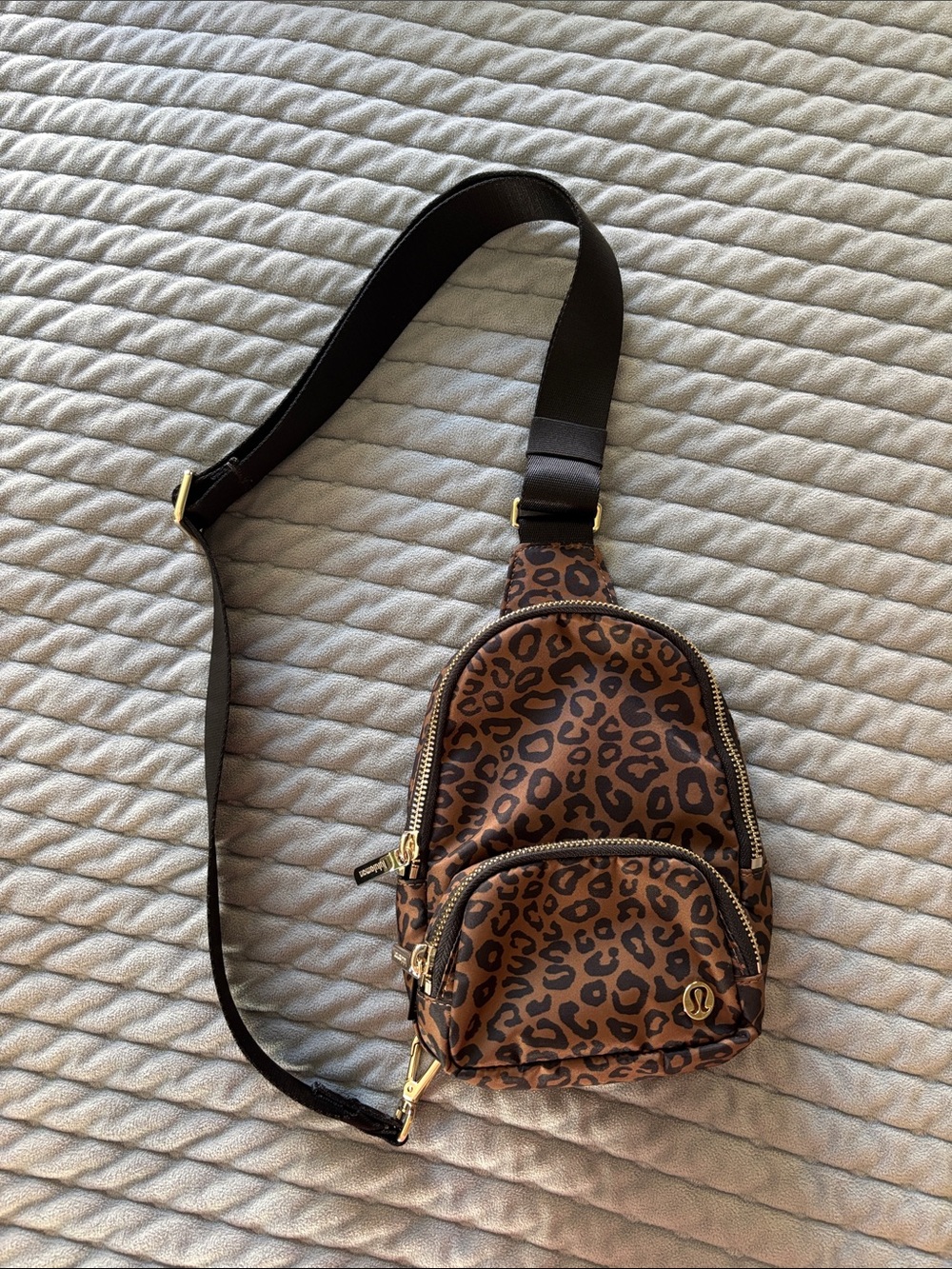 LULULEMON athletica Leopard-Print Mini Sling Bag - Brown & Black